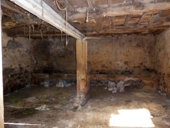 Image No.17-6 Bed Village House for sale