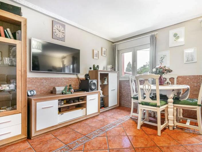 Image No.23-4 Bed Village House for sale