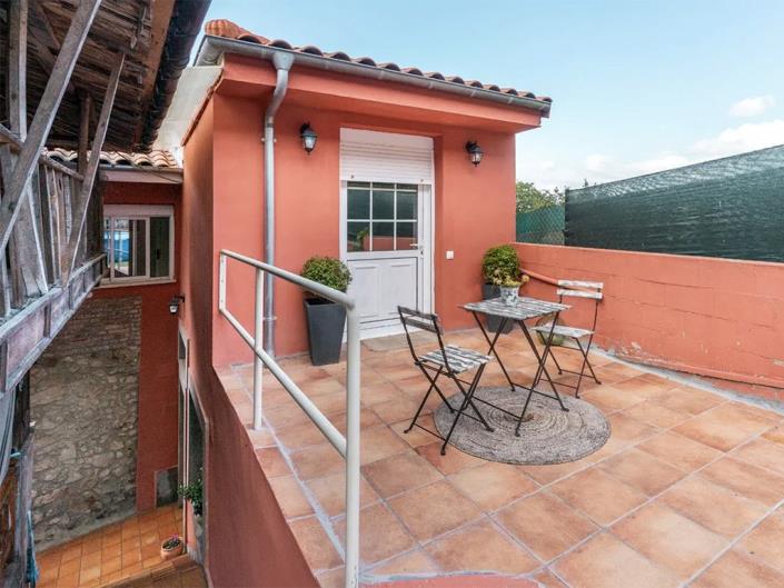 Image No.26-4 Bed Village House for sale