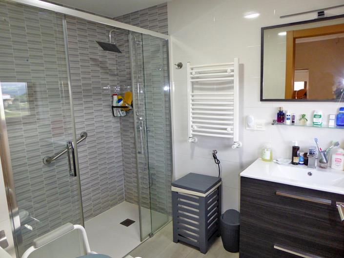 Image No.35-4 Bed Country House for sale