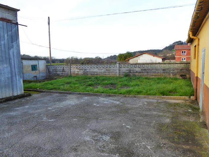 Image No.40-5 Bed Village House for sale