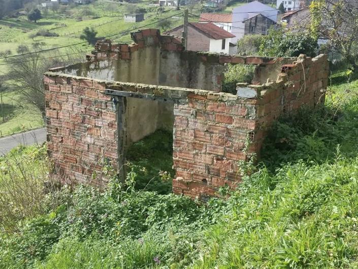 Image No.33-5 Bed Village House for sale