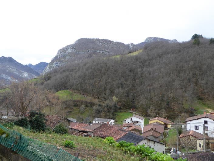 Image No.43-3 Bed Country House for sale