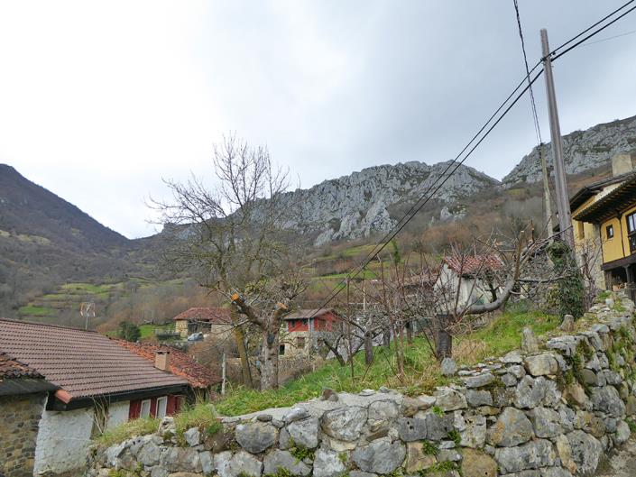 Image No.44-3 Bed Country House for sale