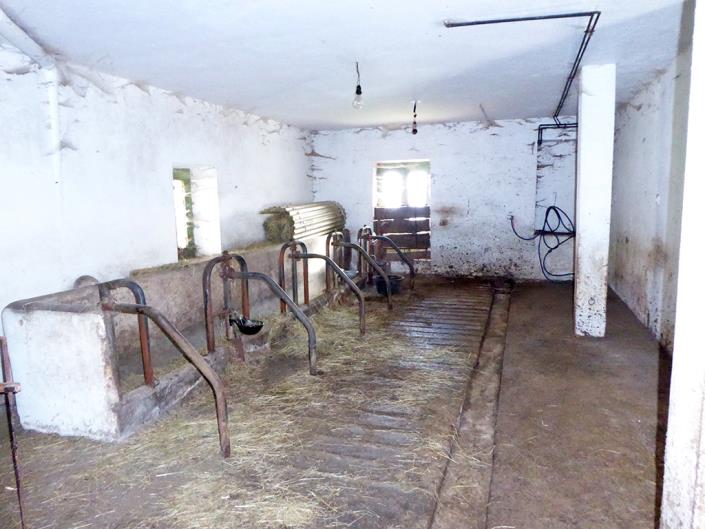 Image No.45-4 Bed Country Property for sale