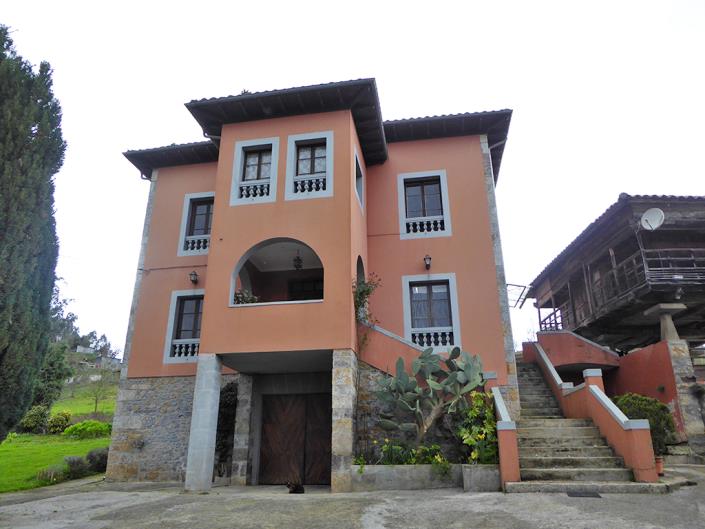 Image No.1-5 Bed Country House for sale