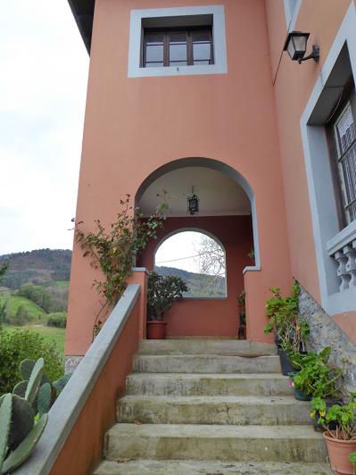 Image No.5-5 Bed Country House for sale