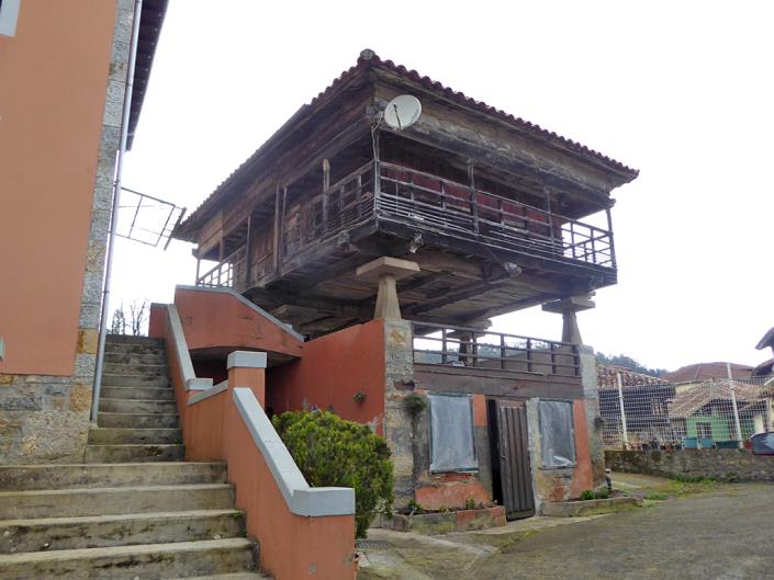 Image No.55-5 Bed Country House for sale