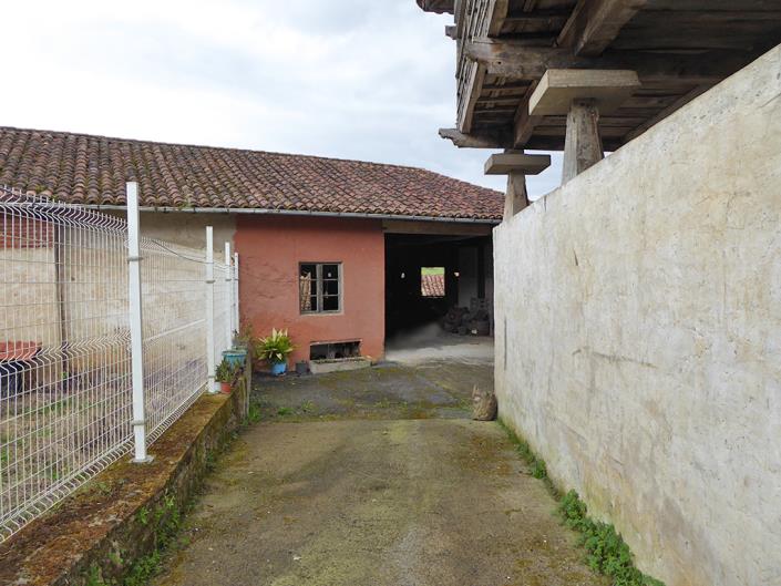 Image No.54-5 Bed Country House for sale