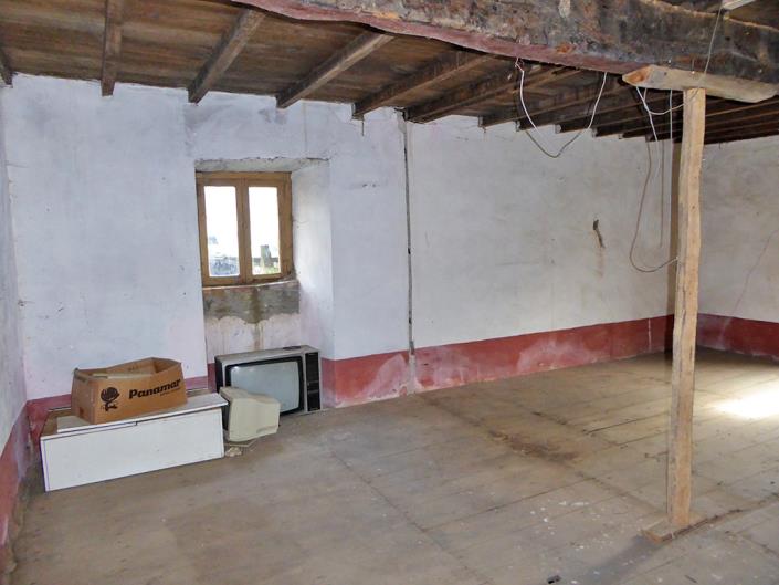 Image No.28-5 Bed Country Property for sale