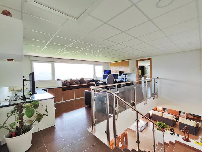 Image No.22-3 Bed Country Property for sale