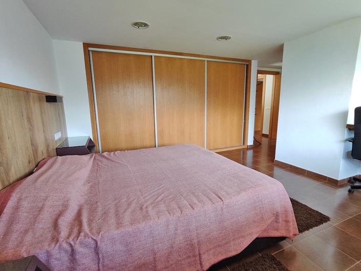 Image No.39-3 Bed Country Property for sale