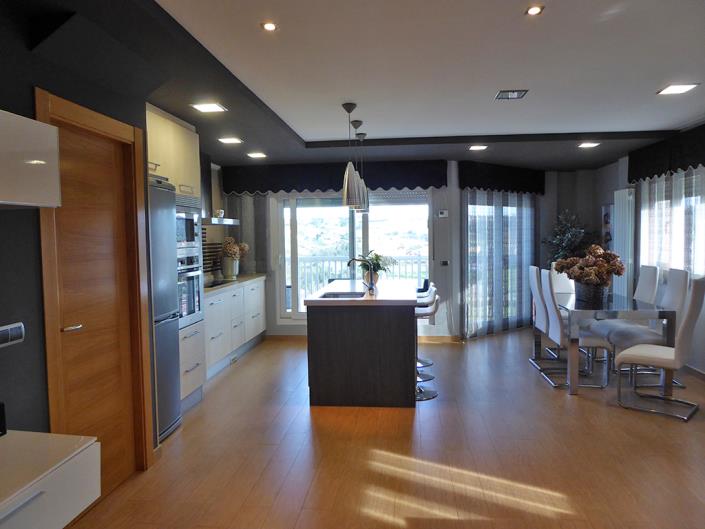 Image No.12-4 Bed House/Villa for sale