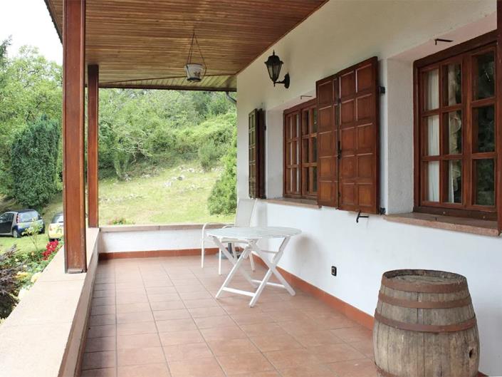 Image No.5-5 Bed Country Property for sale