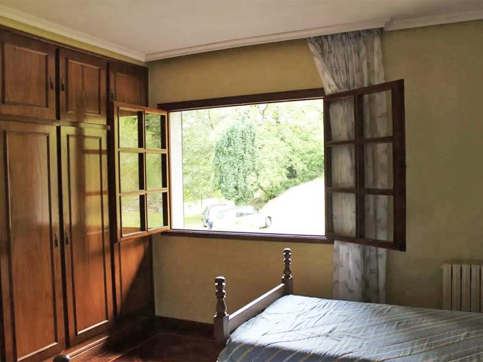 Image No.17-5 Bed Country Property for sale