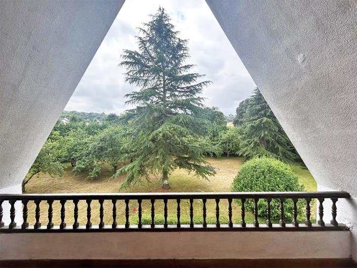 Image No.30-5 Bed Country Property for sale