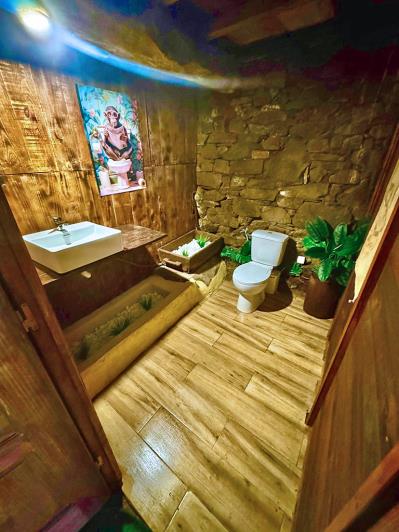 Image No.26-4 Bed Country Property for sale