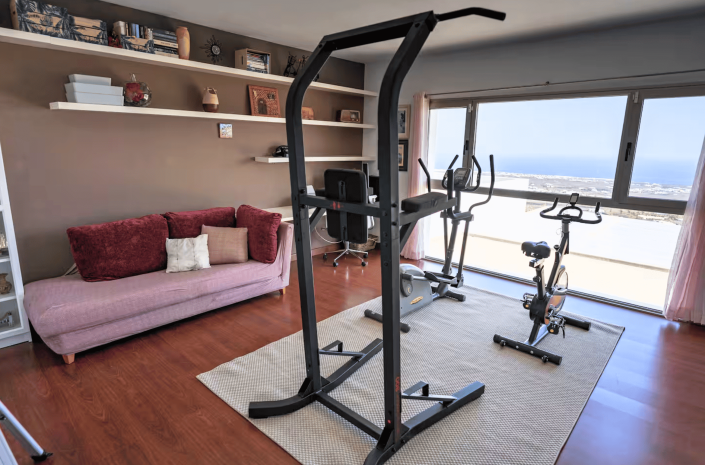 Image No.16-4 Bed Chalet for sale