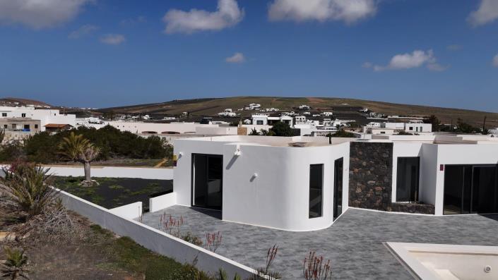 Image No.3-3 Bed Chalet for sale