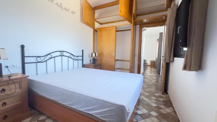 Image No.5-6 Bed Chalet for sale