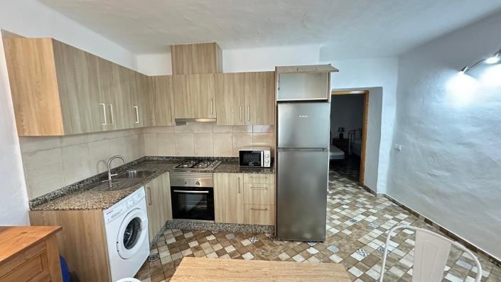 Image No.12-6 Bed Chalet for sale