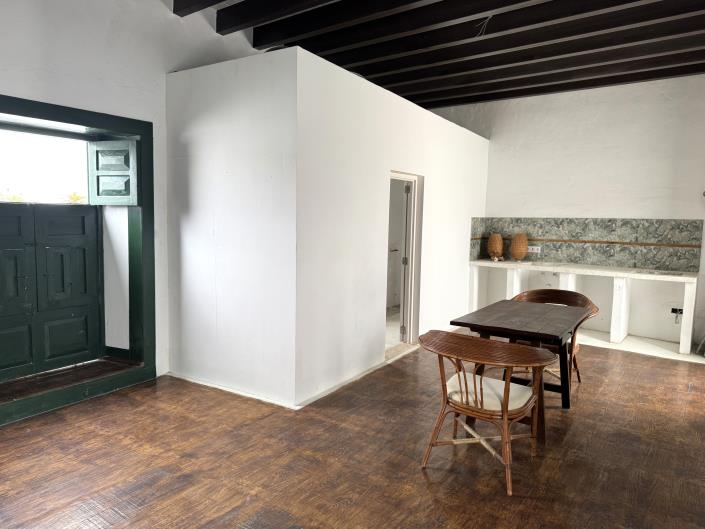 Image No.15-6 Bed Hotel for sale