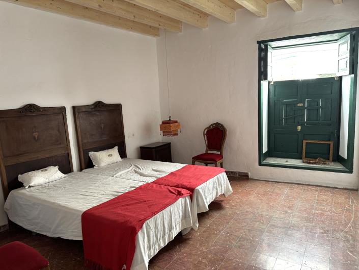 Image No.23-6 Bed Hotel for sale