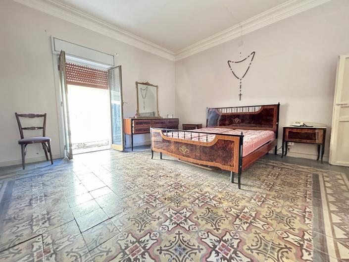 Image No.5-3 Bed Apartment for sale