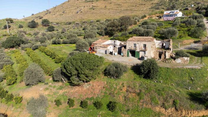 Image No.10-House for sale