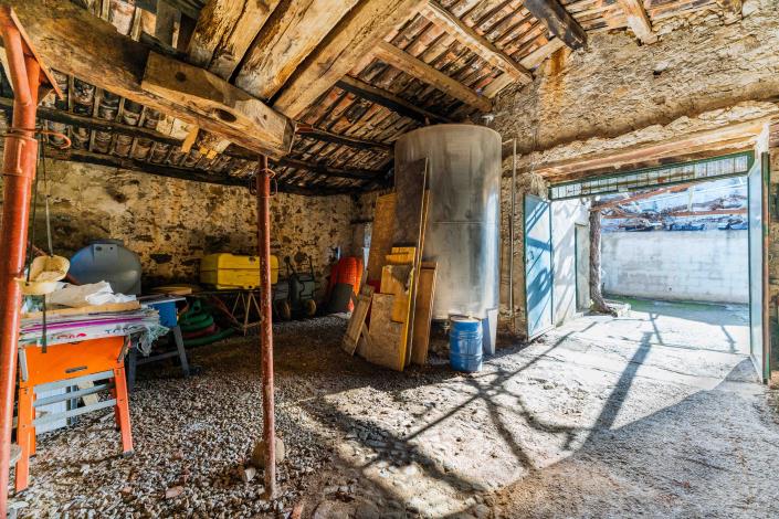 Image No.31-House for sale