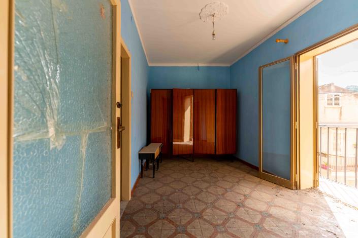 Image No.13-2 Bed Apartment for sale