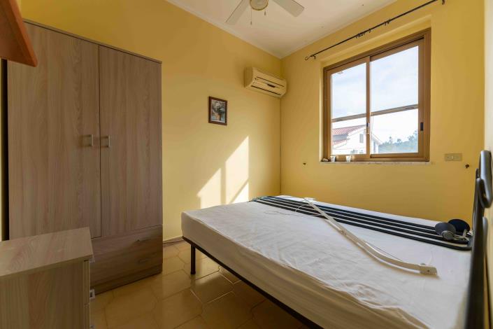 Image No.21-3 Bed Apartment for sale