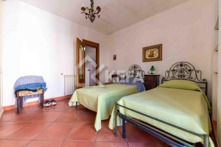 Image No.15-4 Bed Apartment for sale