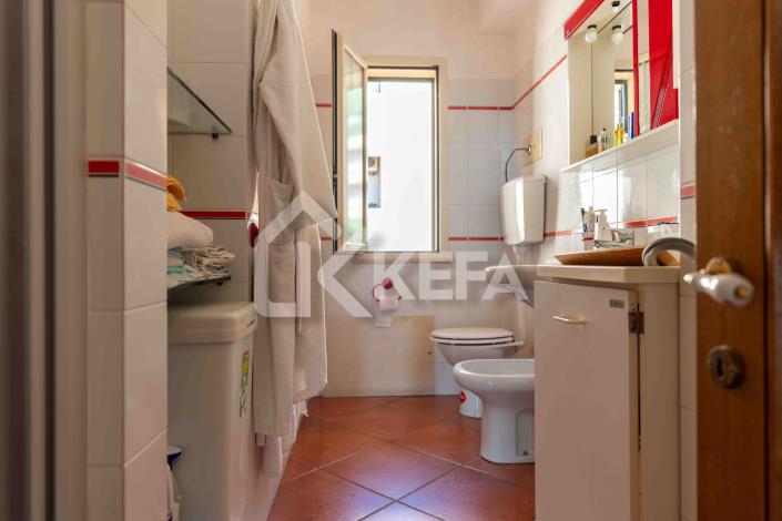 Image No.17-4 Bed Apartment for sale