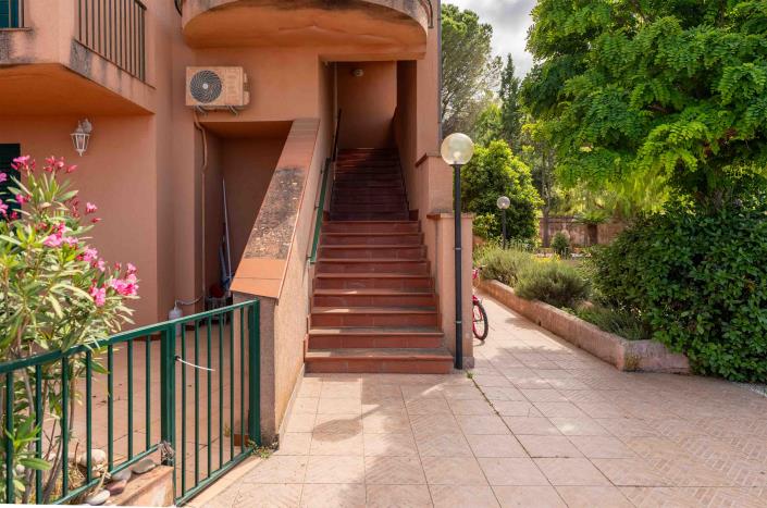 Image No.12-1 Bed Apartment for sale