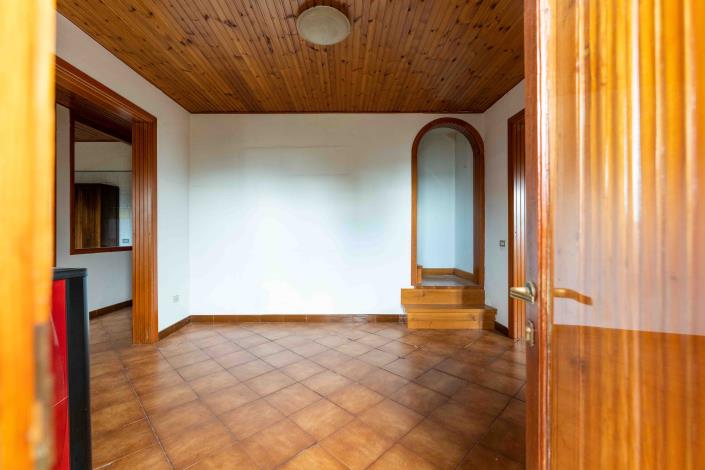 Image No.20-5 Bed Villa for sale