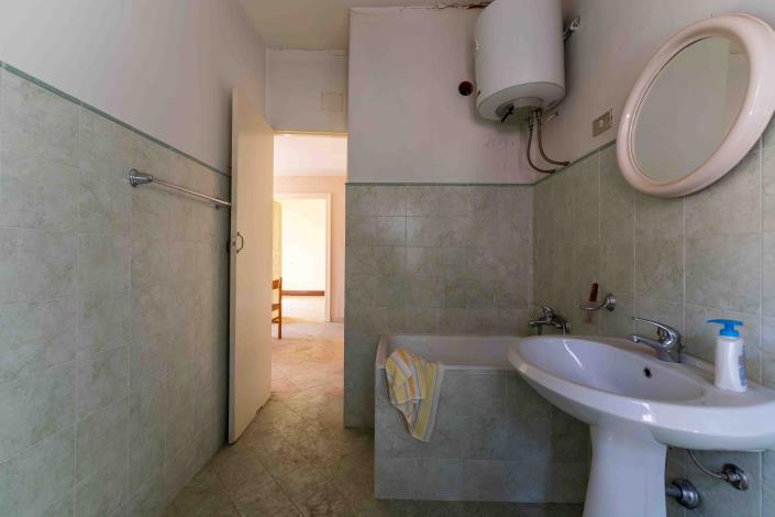 Image No.8-3 Bed Apartment for sale