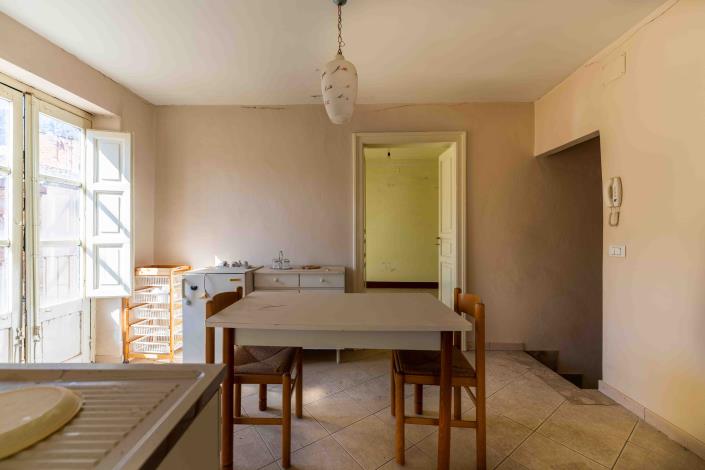 Image No.20-3 Bed Apartment for sale