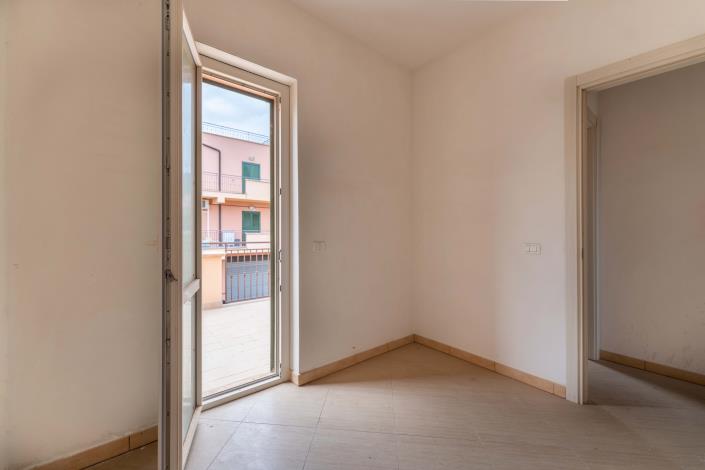 Image No.25-3 Bed Apartment for sale