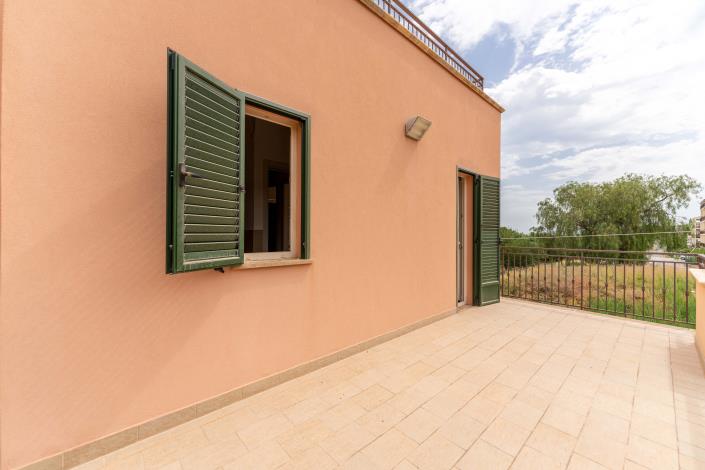 Image No.28-3 Bed Apartment for sale