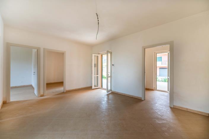 Image No.12-2 Bed Apartment for sale