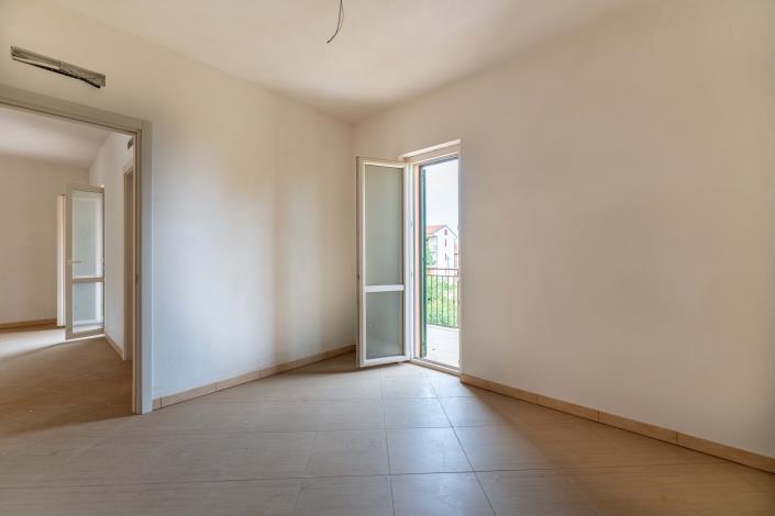 Image No.19-2 Bed Apartment for sale