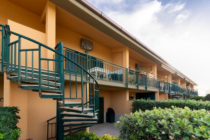 Image No.13-2 Bed Apartment for sale