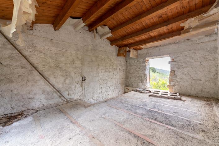 Image No.8-House for sale