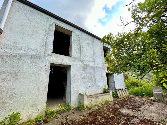 Image No.40-House for sale