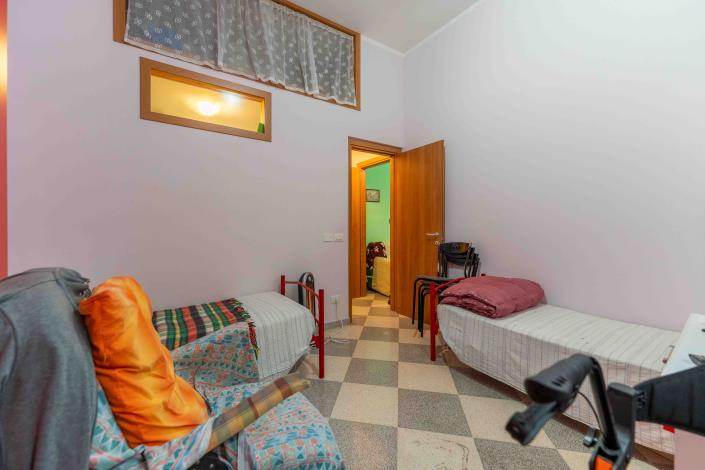 Image No.10-1 Bed House for sale