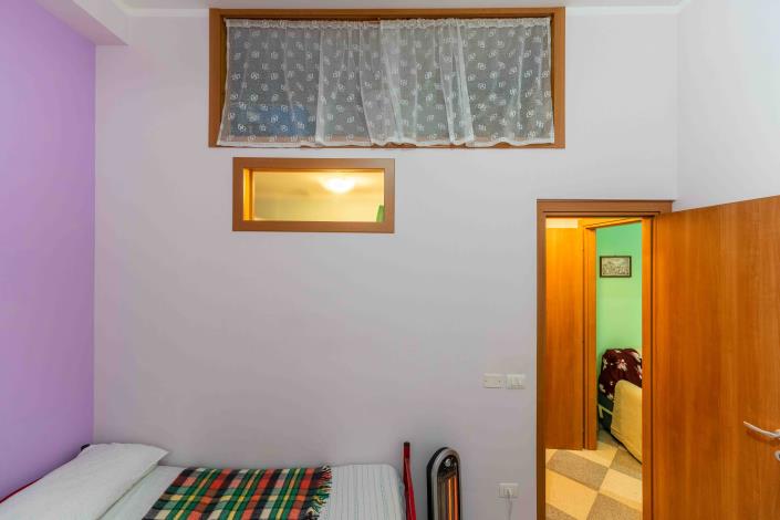 Image No.11-1 Bed House for sale