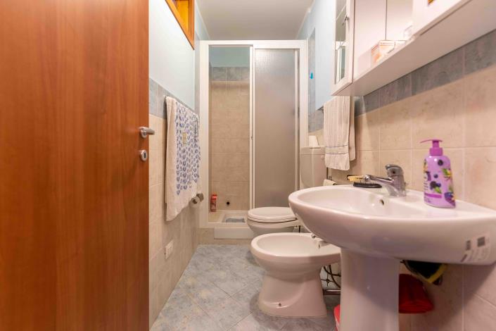 Image No.14-1 Bed House for sale