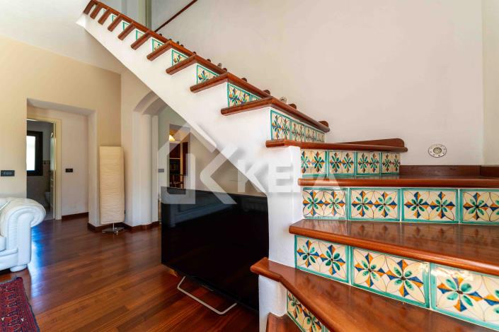 Image No.20-2 Bed Villa for sale