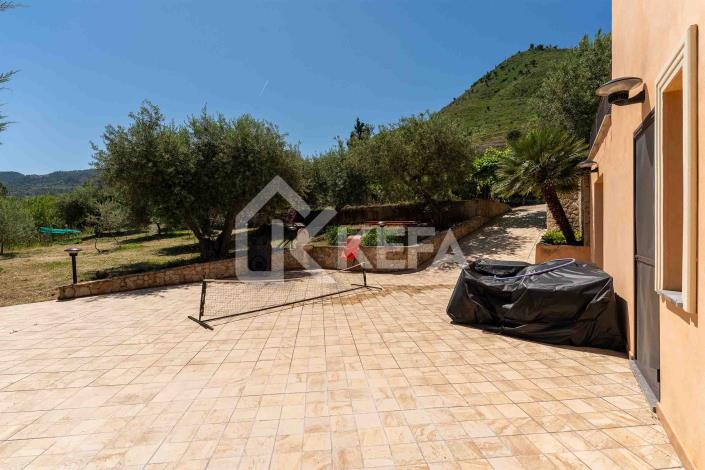 Image No.40-2 Bed Villa for sale